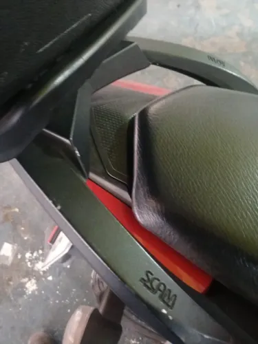 BAÚ GIVI + SUPORTE 27L