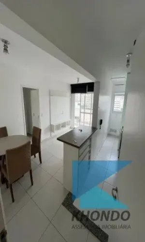 Apartamento para locação na Rua Arthur Prado