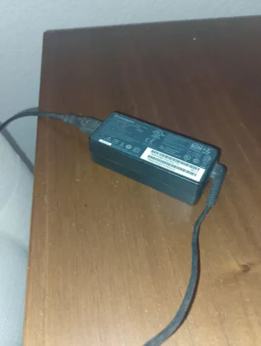 Vende notebook Lenovo  usado bom estado valor de 500.00