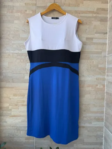 Vestido Tricolor Azul, Branco e Preto