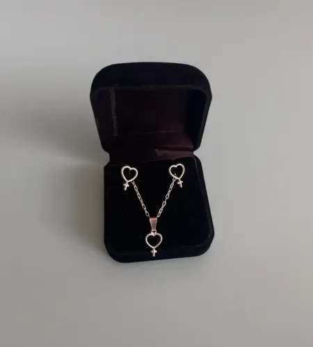 Conjunto colar e brincos coração com cruz Prata 925 legítima