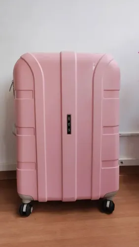 Mala Grande de Silicone usada apenas 1x