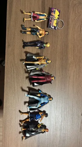 Gashapon one piece 8 bonecos