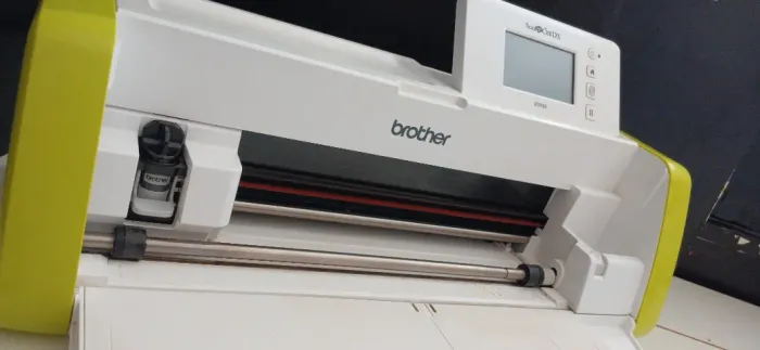 Photter de recorte Brother scanncut sdx85 Usada