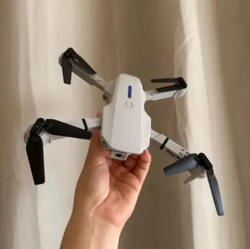  Drone E88 Pro - 15 Minutos de Vôo com Controle UAV - Com Dual Camera 4K