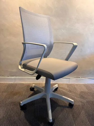 CADEIRA MAYA ERGONÔMICA GIRATÓRIA TELA MESH