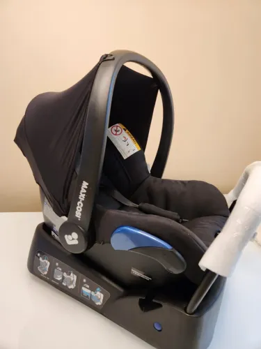 Bebê Conforto Citi 2 Essential Black com Base Maxi Cosi 