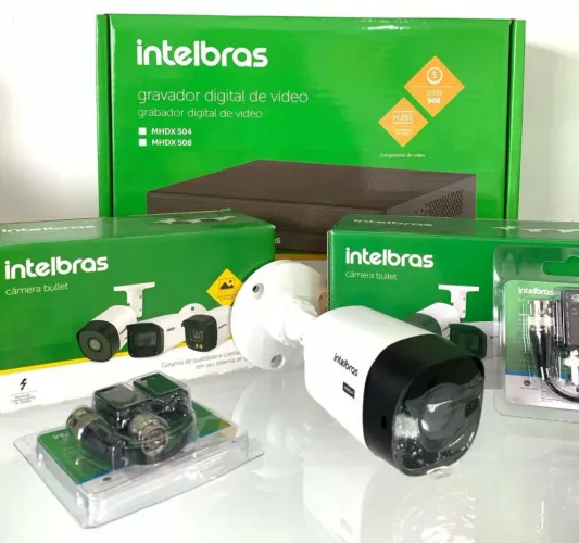 Kit de monitoramento com 4 câmeras em 10x - Segurança e Qualidade e instalação grátis