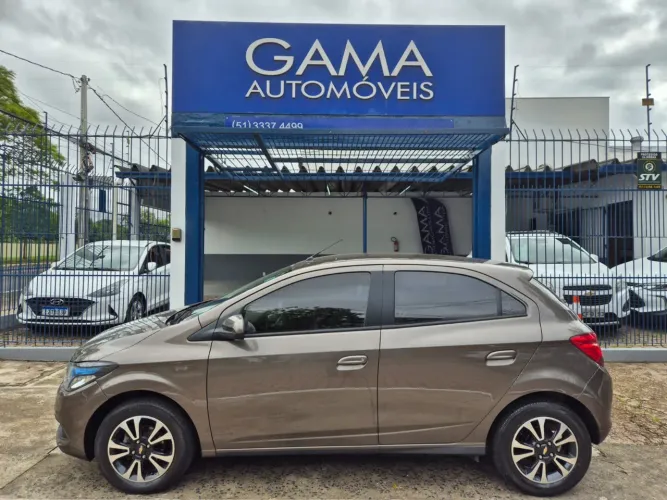 Onix LTZ 1.4 Mec. **Apenas 43 mil km**