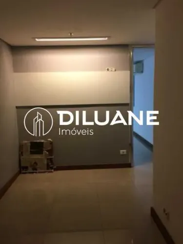 Sala comercial em prédio de alto Padrão no miolo de Icaraí.