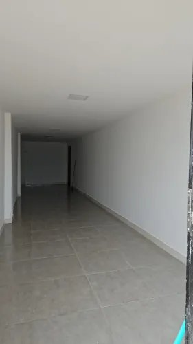 vendo / alugo / troco por veículos, loja 50m2, próx. prefeitura, praia de Itaparica, V.V