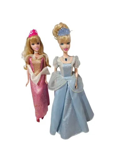 Bonecas princesas dolls aurora e cinderela