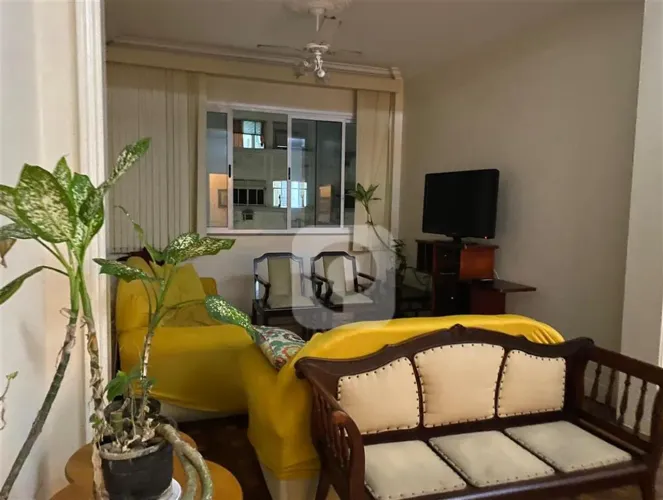 Apartamento espaçoso de 3 quartos 140 m² a poucos passos da praia Copacabana