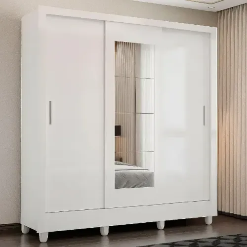 Guarda roupa clara mdp com uma divisao funcional .