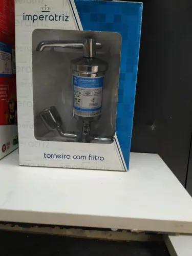 torneira com filtro de metal parede