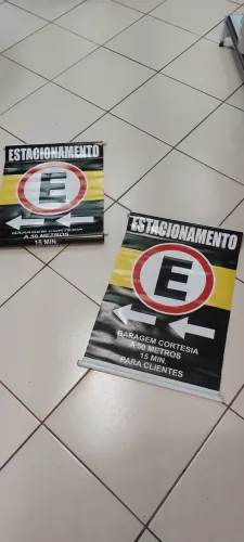 Cartaz estacionamento