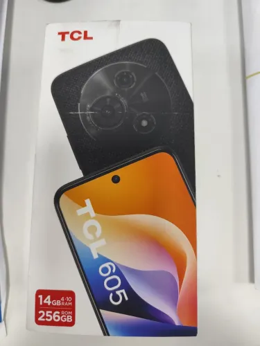 Vendo celular da TCL novo, nunca usado, na caixa, 256gb ROM. 