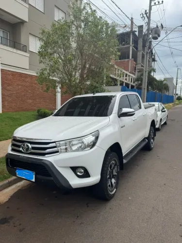 Toyota Hilux CD SRV 4X4 2.8 TDI Diesel Aut. 2017