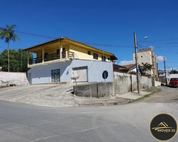 CASA A VENDA NO BAIRRO VILA NOVA