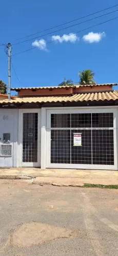Casa à Venda - Centro, Três Marias