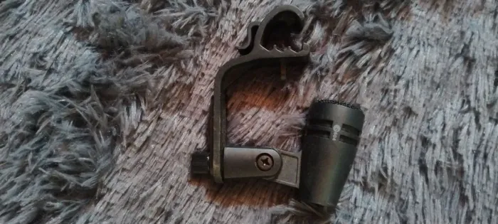 Microfone e604