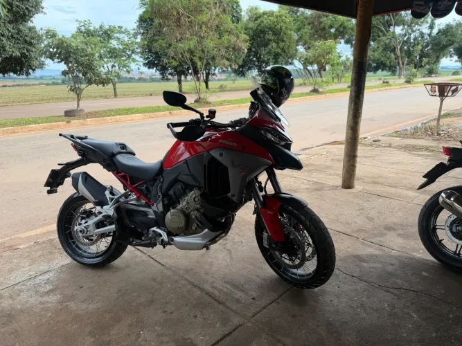 Multistrada v4 s 