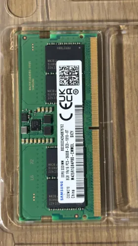 Memória RAM Samsung 8GB DDR5 5600MHz SO-DIMM Original