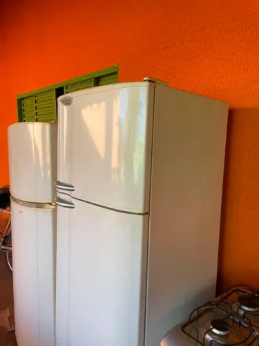 Vendo Geladeira Eletrolux DC48 