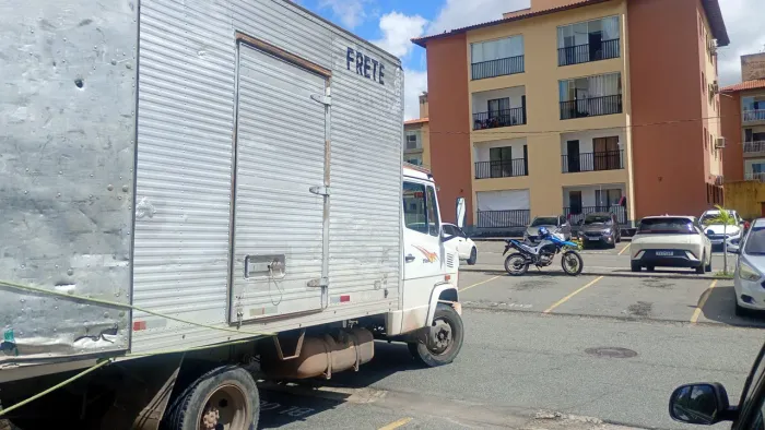 Faço frete e mudanças em geral capital i interior