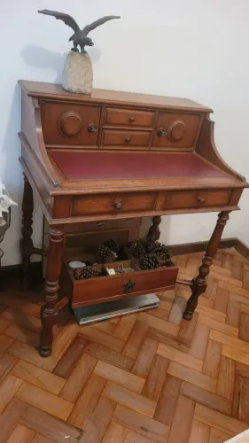 Escrivaninha vintage, raridade. 
