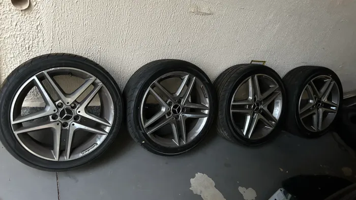 Rodas ORIGINAIS A250 + Pneus RunFlat