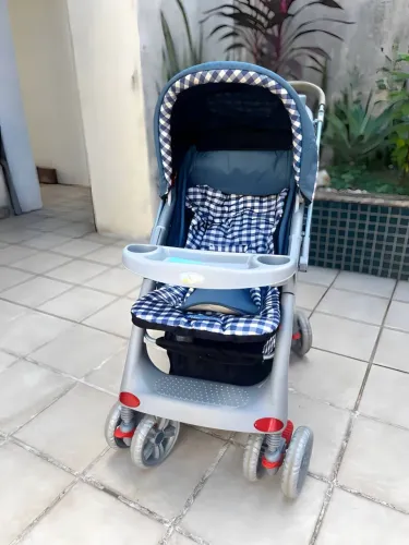 Carrinho de bebê Prime Baby + Bebê conforto