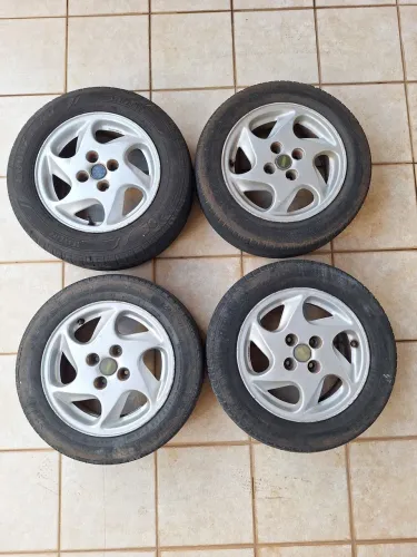 Rodas fiat tempra palio uno