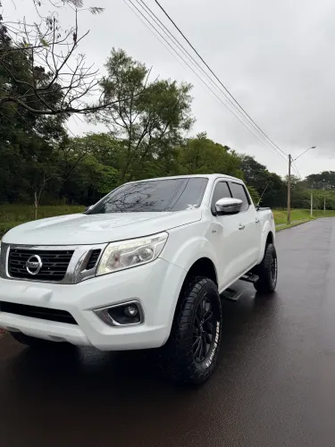 Nissan Frontier XE CD 4X4 2.3 Bi-TB Diesel Aut. 2020