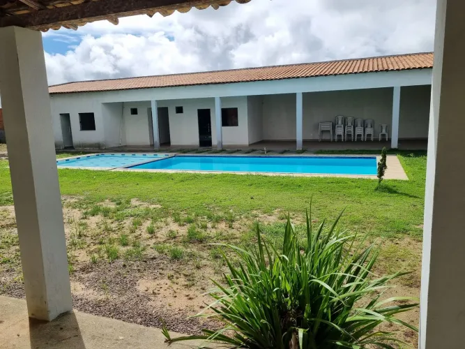 Vende-se chacara na colônia treze !