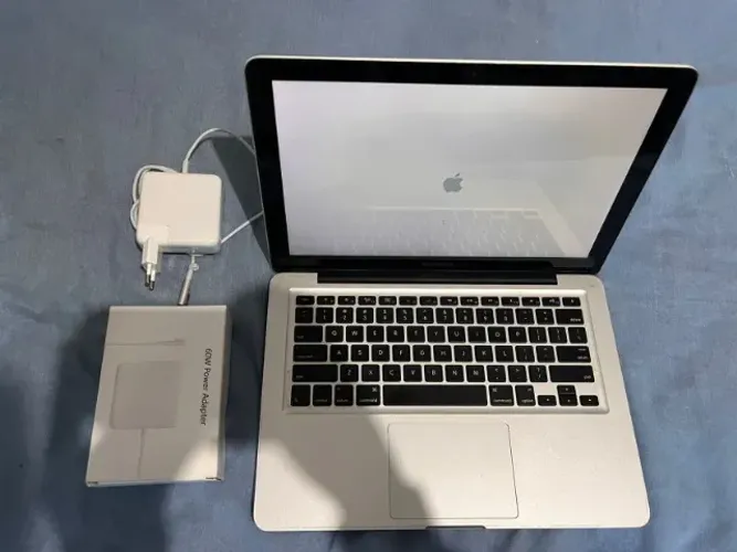 Apple MacBook Pro 13" 2012