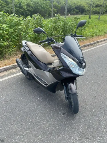 PCX 150 DLX
