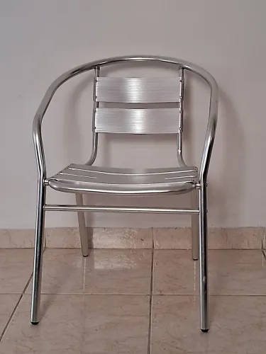 Cadeira de alumínio para banho