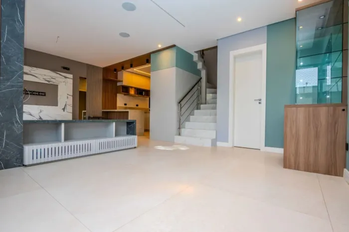 Sobrado com 3 dormitórios à venda, 140 m² por R$ 1.280.000,00 - Água Verde - Curitiba/PR