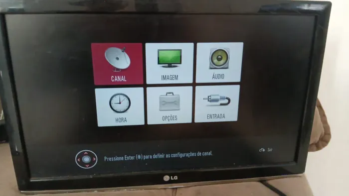 Tv LG 21 polegadas, funciona perfeitamente