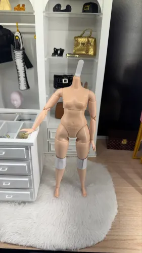 Corpo Barbie Kit You Create tom asiático 