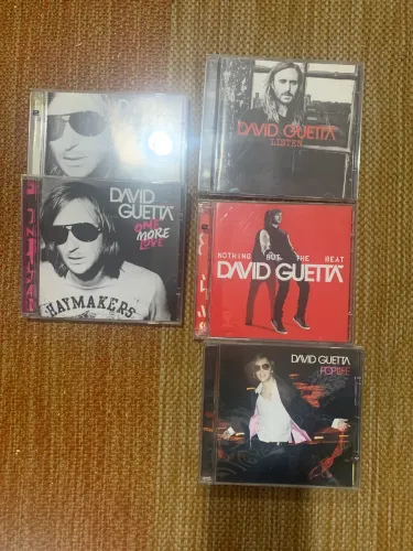 5 CDs David Guetta . Raridade item colecionador. 