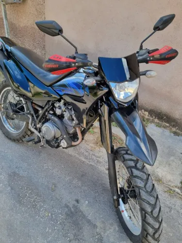 XTZ 125 XE 2011 Yamaha - Conservada, Revisada, Alta, Única - Com Capacete Helt Cross 