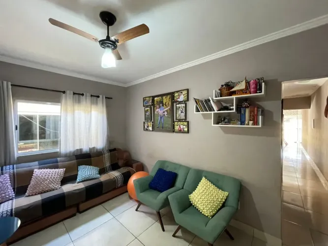Duas casas à venda. vila brasilia, ap de goiânia. localização privilegiada