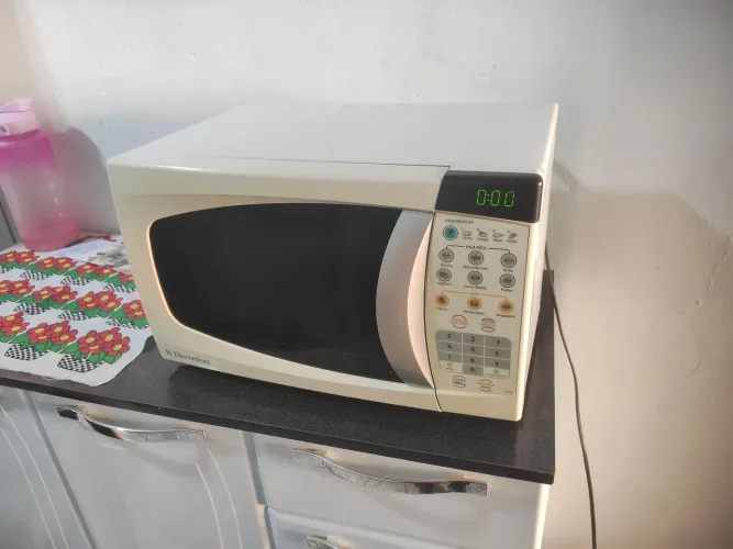 Microondas Electrolux 18 Litros