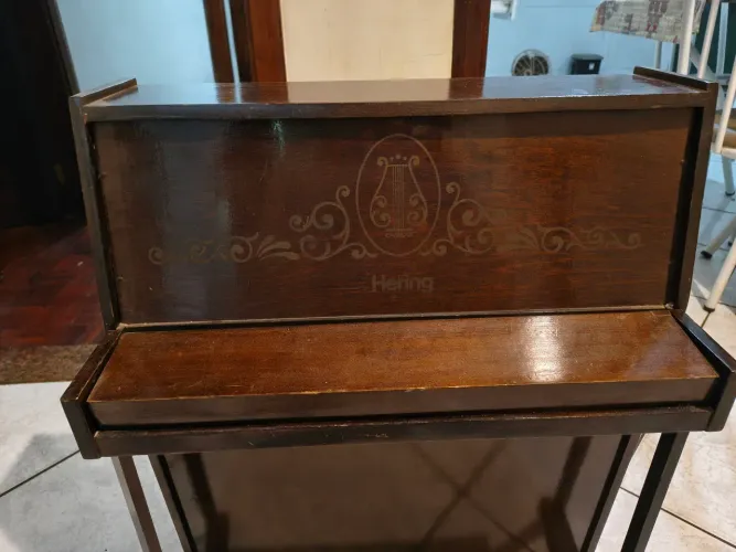 Piano Infantil Armário Hering