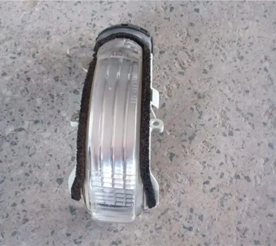 Seta Pisca LE Retrovisor Corolla 2009 à 2014
