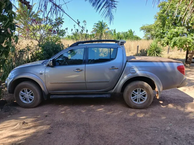 Mitsubishi L200 Triton HPE 3.2 CD TB Int.diesel AUT 2016