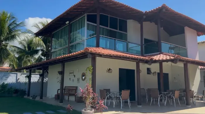 Casa com 2 pavimentos para venda tem 300 metros quadrados com 4 quartos em Olivença - Ilhé