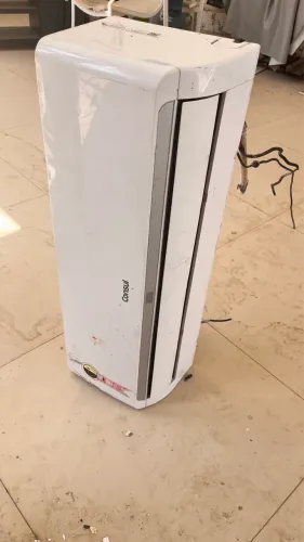 Vendo ar condicionado gelando trincando 12000btus ,perdi o controle 